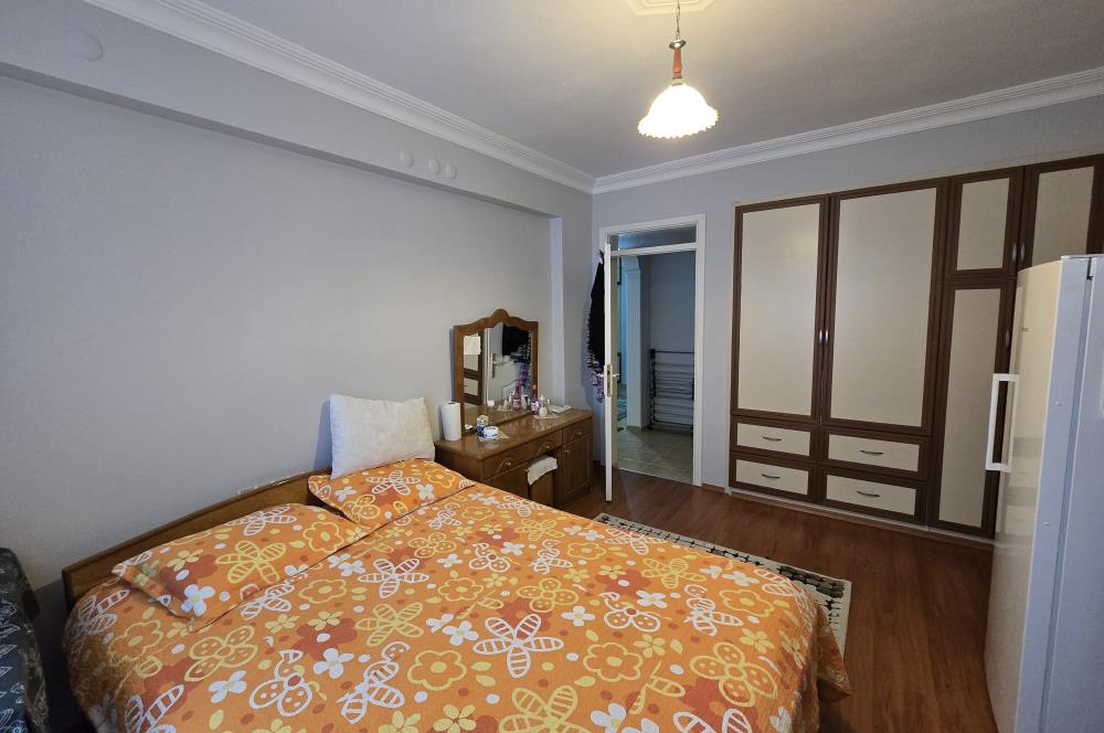 Adalet Mahallesi'nde Cadde Üzeri Önü Açık Ara Kat 3+1 Daire...