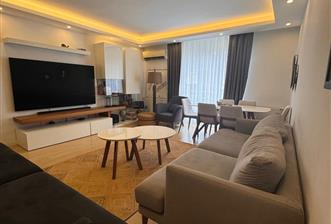 KÜÇÜK ÇAMLICA ANA ARTERLERE VE MERKEZE YAKIN BAKIMLI SATILIK