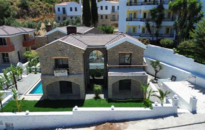 Satılık Villa Datça Ilıca Havuzlu Tam Müstakil Denize 450 metre