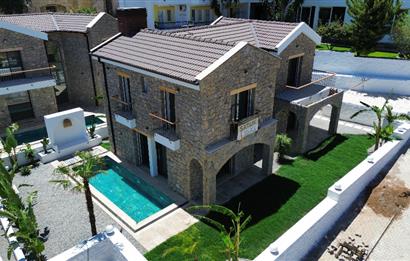 Satılık Villa Datça Ilıca Havuzlu Tam Müstakil Denize 450 metre
