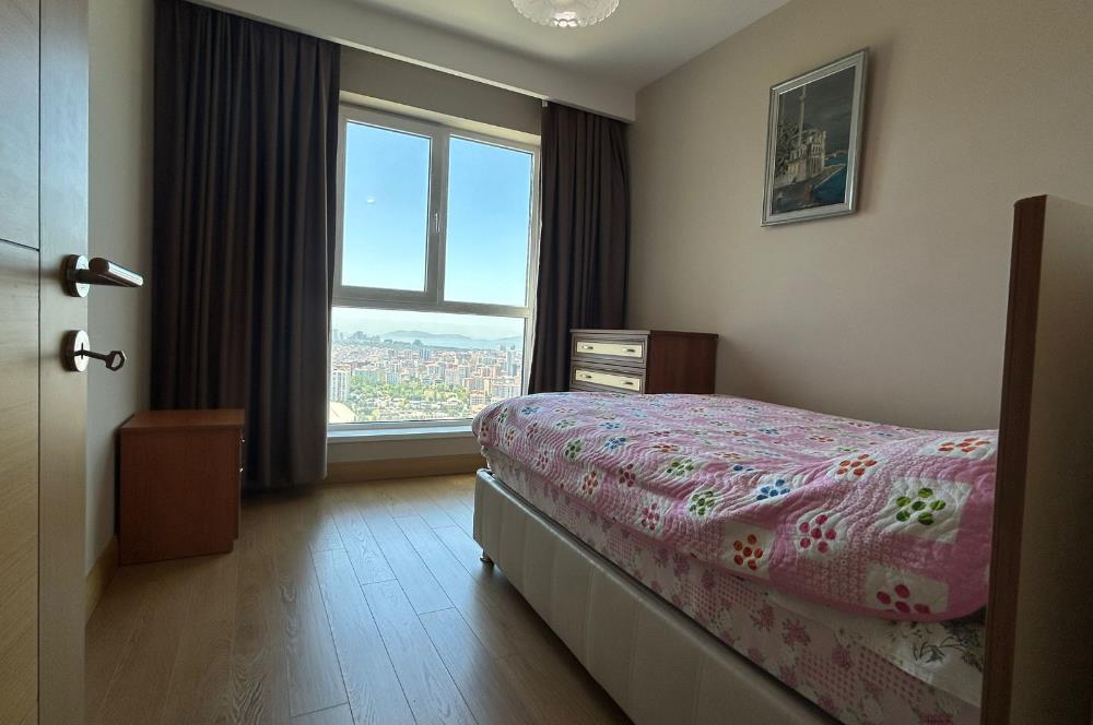 Century 21 Neo' dan satılık, Ataşehir SKY TOWERS deniz manzaralı 2+1 lüks daire