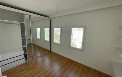 Karabağ'da Deniz Manzaralı Yıllık  Kiralık Villa 
