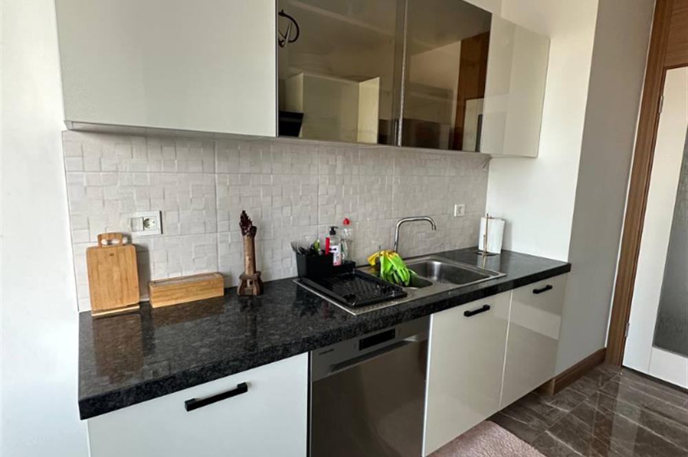 C21 ROOF'dan 2,5+1 KAPALI MUTFAK İKAMETE UYGUN BOŞ SATILIK DAİRE