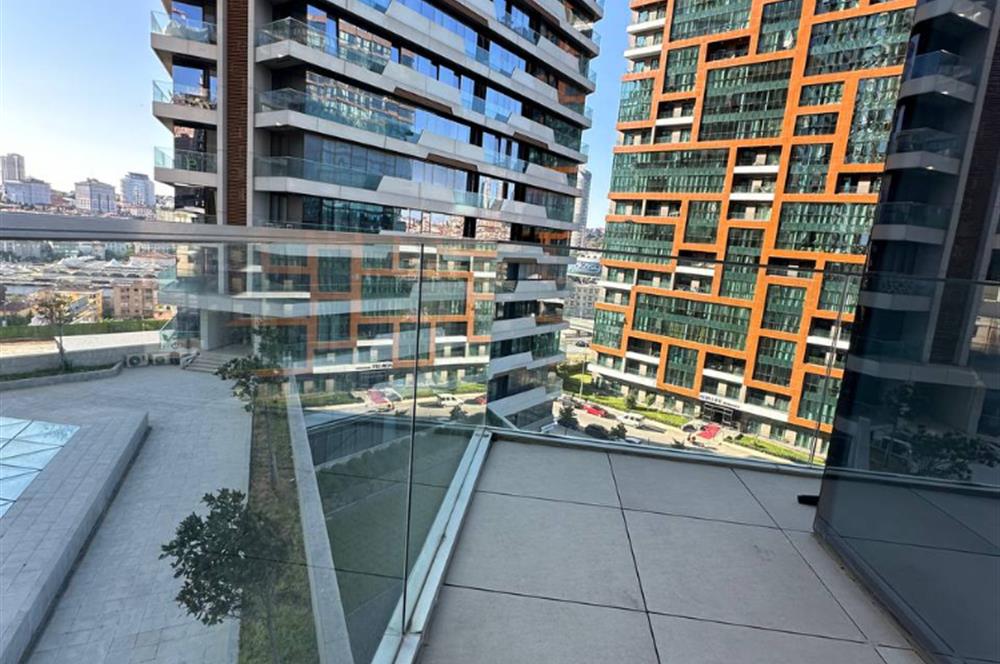 C21 ROOF'dan 2,5+1 KAPALI MUTFAK İKAMETE UYGUN BOŞ SATILIK DAİRE