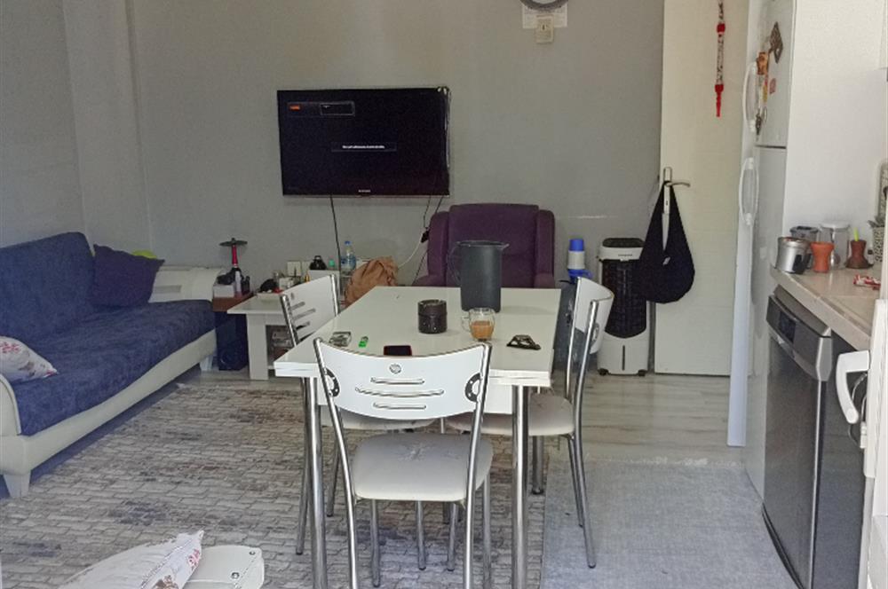 FAHRİ KİRAZ LİSESİ YAKINI 1+1 GENİŞ FULL EŞYALI YATIRIMLIK SATILIK DAİRE