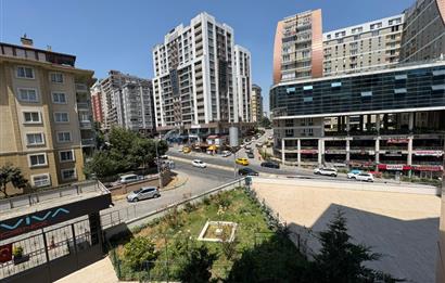 Esenyurt Cumhuriyet Mahallesi'nde Rezidans Konforunda 3+1 Geniş Daire – 150 m² – 3 WC / 2 Banyo