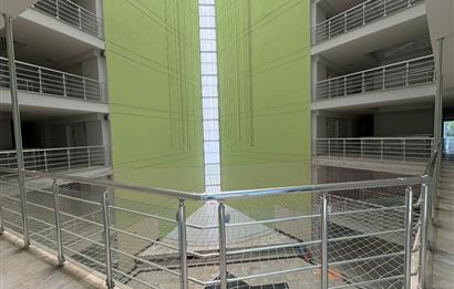 Esenyurt Cumhuriyet Mahallesi'nde Rezidans Konforunda 3+1 Geniş Daire – 150 m² – 3 WC / 2 Banyo