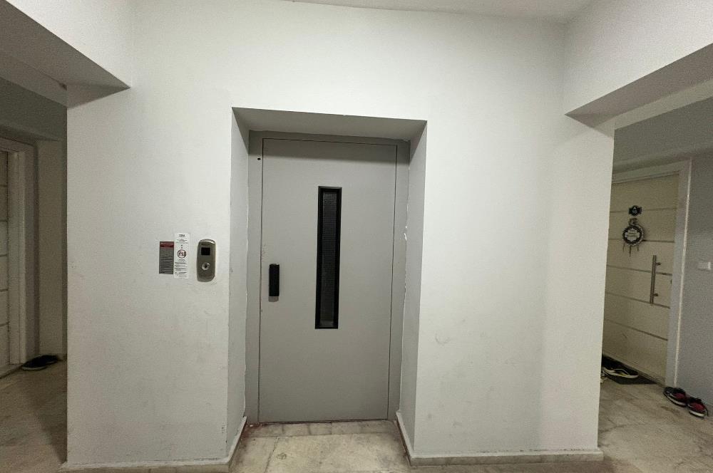 Esenyurt Cumhuriyet Mahallesi'nde Rezidans Konforunda 3+1 Geniş Daire – 150 m² – 3 WC / 2 Banyo