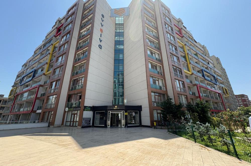 Esenyurt Cumhuriyet Mahallesi'nde Rezidans Konforunda 3+1 Geniş Daire – 150 m² – 3 WC / 2 Banyo