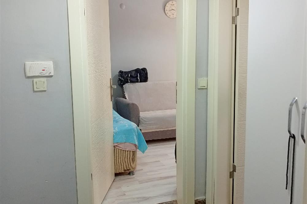 FAHRİ KİRAZ LİSESİ YAKINI 1+1 GENİŞ FULL EŞYALI YATIRIMLIK SATILIK DAİRE