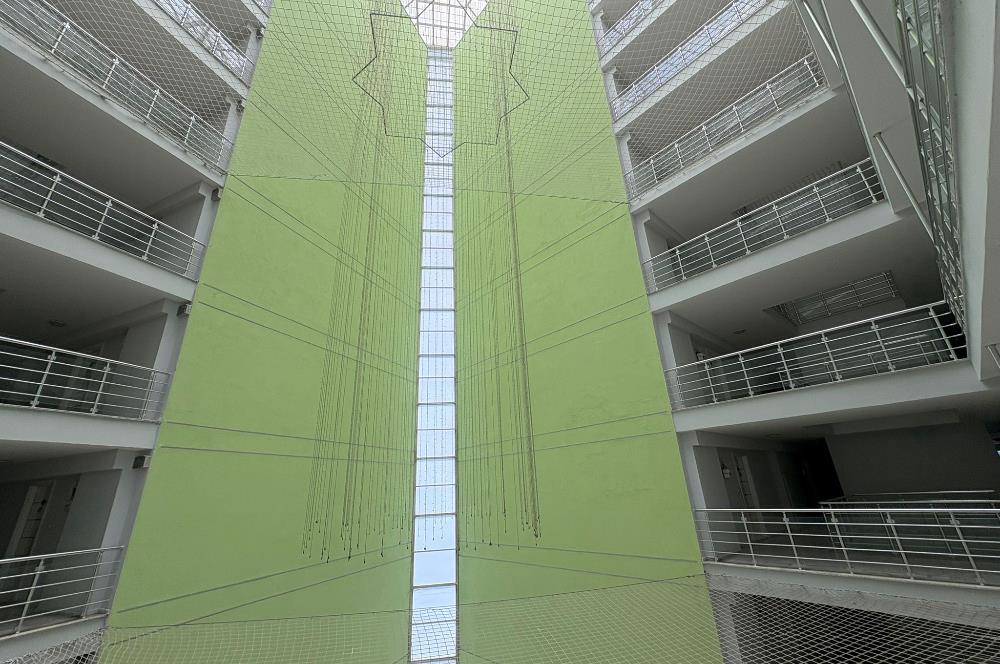 Esenyurt Cumhuriyet Mahallesi'nde Rezidans Konforunda 3+1 Geniş Daire – 150 m² – 3 WC / 2 Banyo