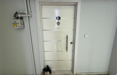 Esenyurt Cumhuriyet Mahallesi'nde Rezidans Konforunda 3+1 Geniş Daire – 150 m² – 3 WC / 2 Banyo