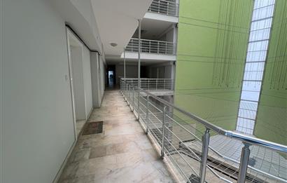 Esenyurt Cumhuriyet Mahallesi'nde Rezidans Konforunda 3+1 Geniş Daire – 150 m² – 3 WC / 2 Banyo