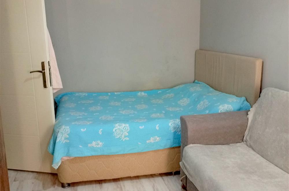 FAHRİ KİRAZ LİSESİ YAKINI 1+1 GENİŞ FULL EŞYALI YATIRIMLIK SATILIK DAİRE