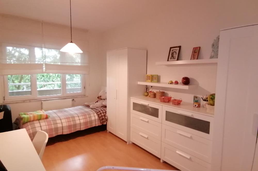 Zekeriyaköy Sitelerde Kiralık 2+1 daire