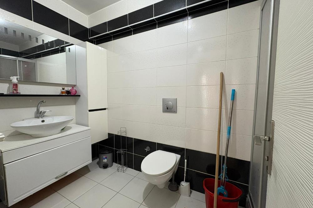 Esenyurt Cumhuriyet Mahallesi'nde Rezidans Konforunda 3+1 Geniş Daire – 150 m² – 3 WC / 2 Banyo