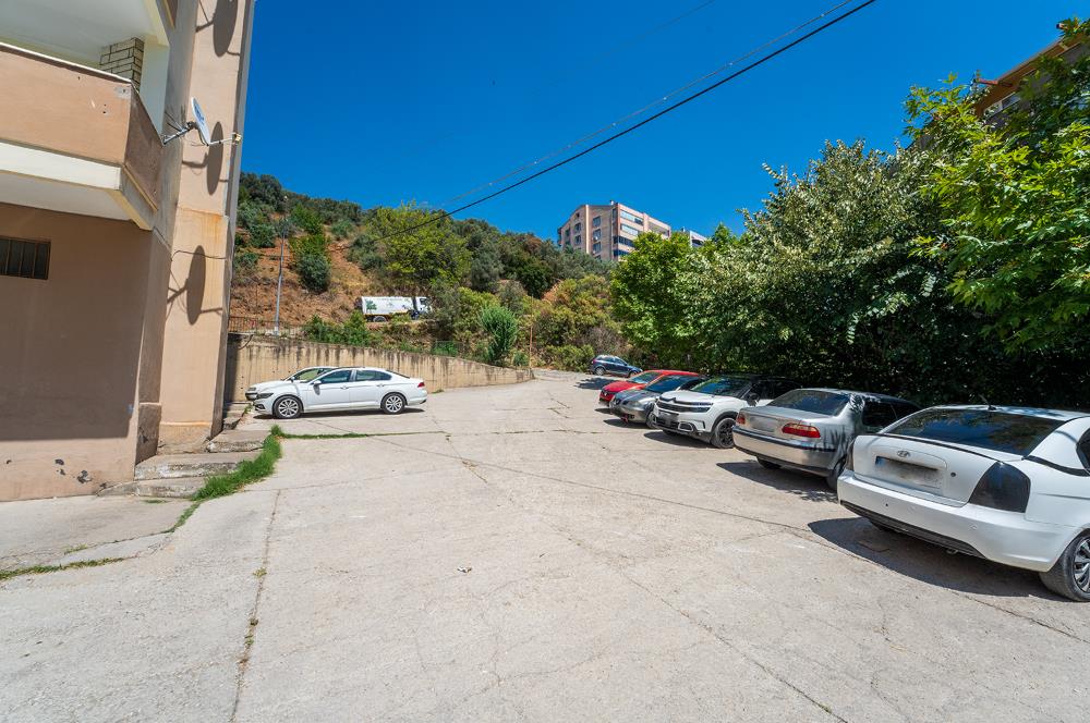 C21 Cius; Cumhuriyet Mahallesi Site İçerisinde Satılık 3+1 Daire