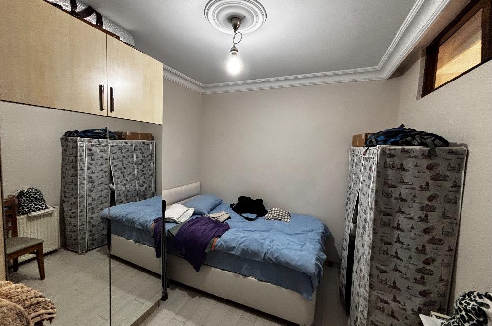 KOŞUYOLU BARBAROS MAHALLESİNDE BAKIMLI ARA KAT SATILIK 2+1