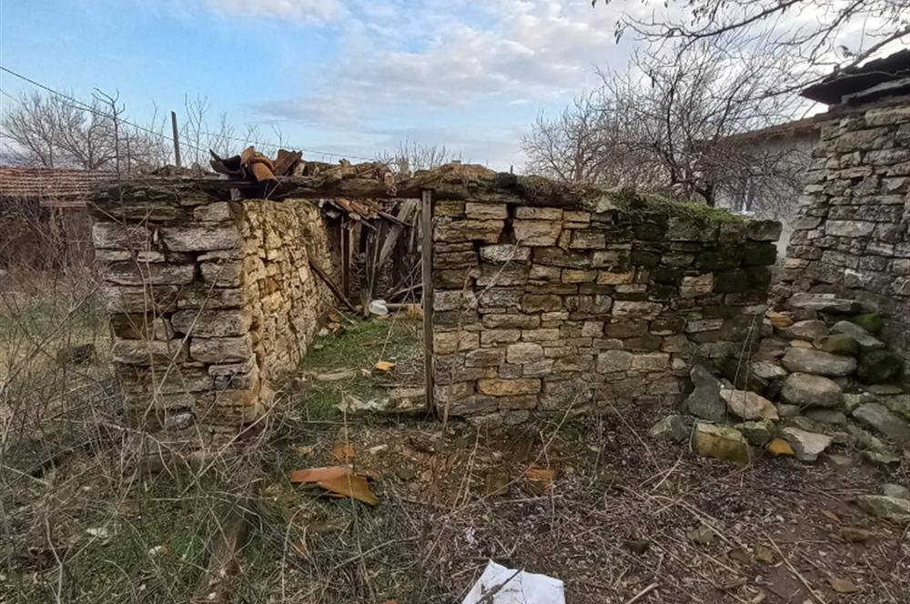 C.21 LOCA KARESİ YAĞCILAR MAH.SATILIK 518 M2 EV VE ARSASI