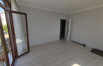 ŞEYHLİ MAHALLESİNDE METROYA YAKIN 2+1 SATILIK DAİRE