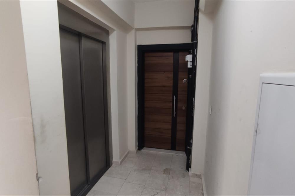 ŞEYHLİ MAHALLESİNDE METROYA YAKIN 2+1 SATILIK DAİRE
