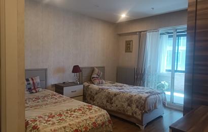 BEYLİKDÜZÜ DEMİR ROMANCE SİTESİNDE SATILIK 4+1 TERASLI DAİRE