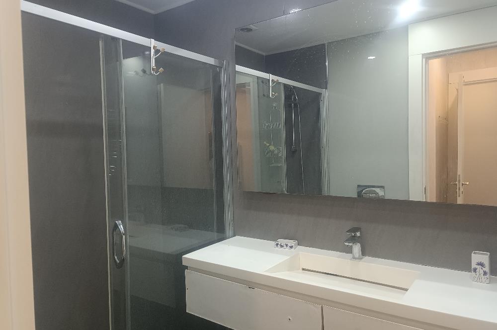 BEYLİKDÜZÜ DEMİR ROMANCE SİTESİNDE SATILIK 4+1 TERASLI DAİRE