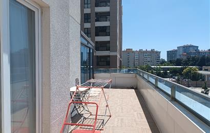 BEYLİKDÜZÜ DEMİR ROMANCE SİTESİNDE SATILIK 4+1 TERASLI DAİRE