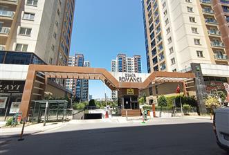 BEYLİKDÜZÜ DEMİR ROMANCE SİTESİNDE SATILIK 4+1 TERASLI DAİRE