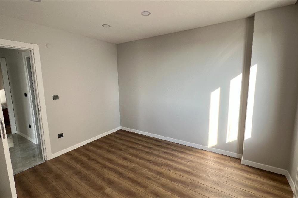 KARTAL HÜRRİYET 2+1 SATILIK DAİRE *DENİZ MANZARALI, GÜNEY CEPHE*
