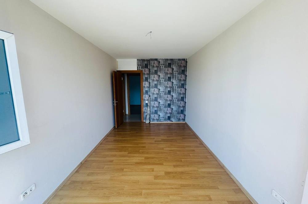 YENİŞEHİR ATLANTİS HOBİ EVLERİNDE HAVUZ CEPHE BOŞ SATILIK 3+1 EV