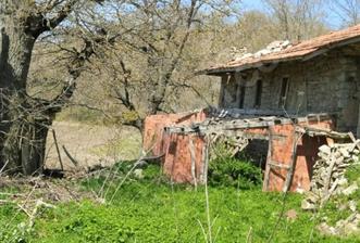 Balıkesir Sındırgı Kınık' Mahallesinde ve İçinde Kargir Bina Tapuya Kayıtlı Bahçe
