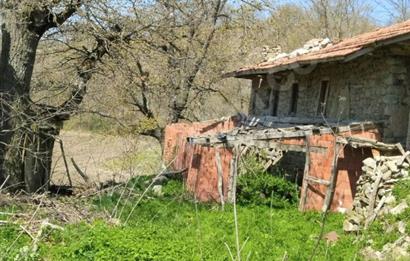 Balıkesir Sındırgı Kınık' Mahallesinde ve İçinde Kargir Bina Tapuya Kayıtlı Bahçe