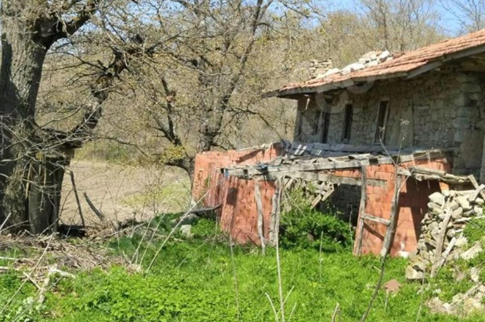 Balıkesir Sındırgı Kınık' Mahallesinde ve İçinde Kargir Bina Tapuya Kayıtlı Bahçe