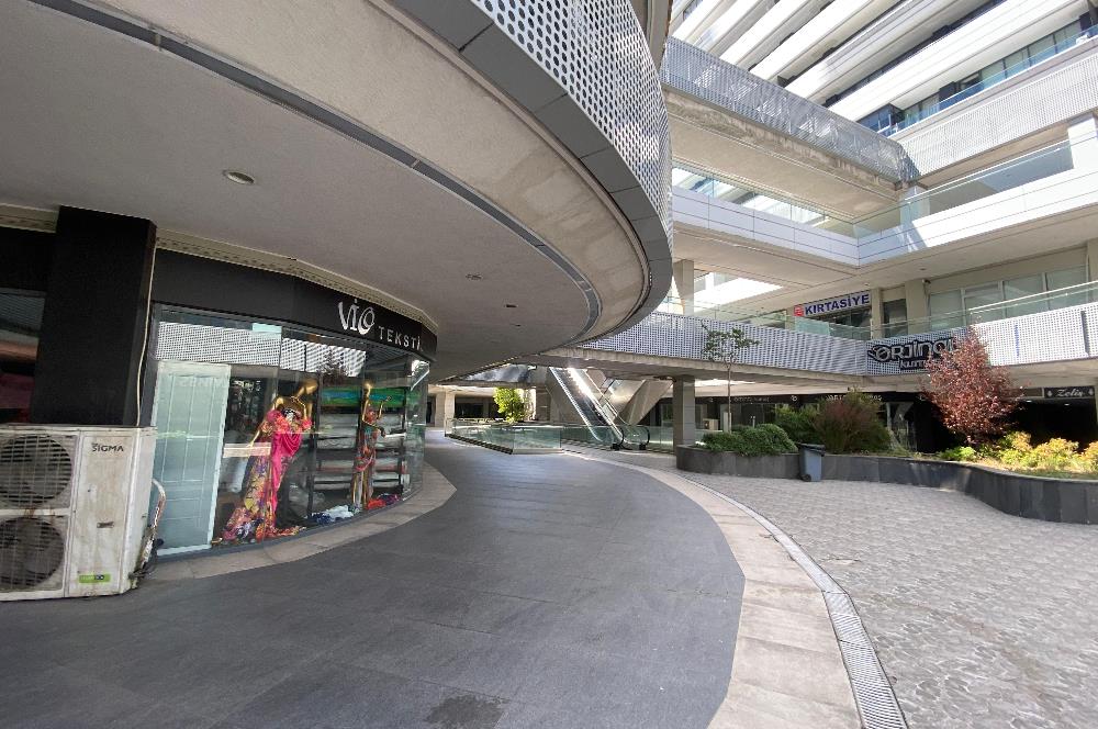 Real Merter'de Yüksek Prestijli 300m2 Sattılık Dükkan 