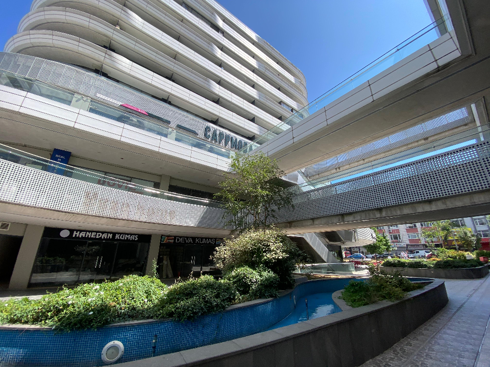 Real Merter'de Yüksek Prestijli 300m2 Sattılık Dükkan 