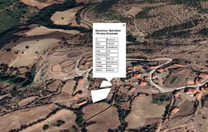 CENTURY21 BAL'DAN KEPSUT DANAHİSAR DA SATILIK VİLLA ARSASI