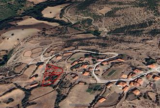 CENTURY21 BAL'DAN KEPSUT DANAHİSAR DA SATILIK VİLLA ARSASI
