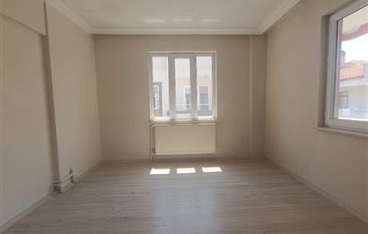 CENTURY21  BAL 'DAN ÇENGEL CADDESİNDE 3+1 DAİRE