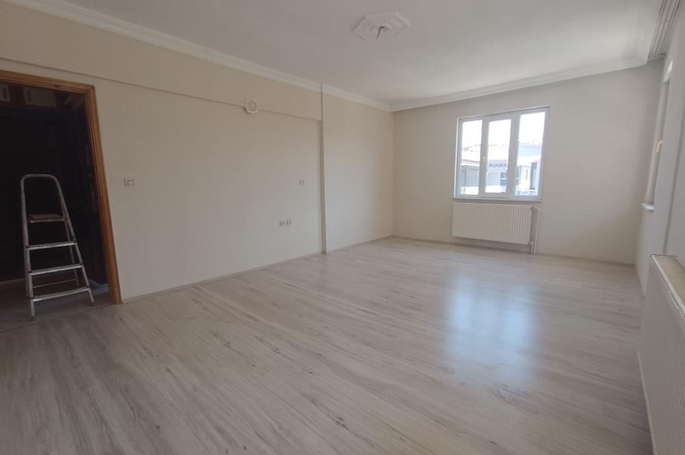 CENTURY21  BAL 'DAN ÇENGEL CADDESİNDE 3+1 DAİRE