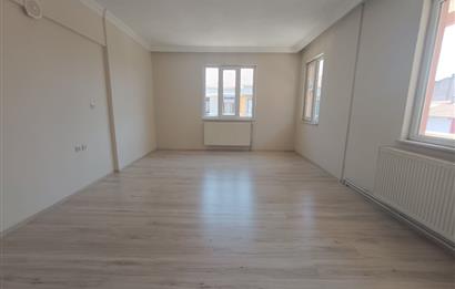 CENTURY21  BAL 'DAN ÇENGEL CADDESİNDE 3+1 DAİRE
