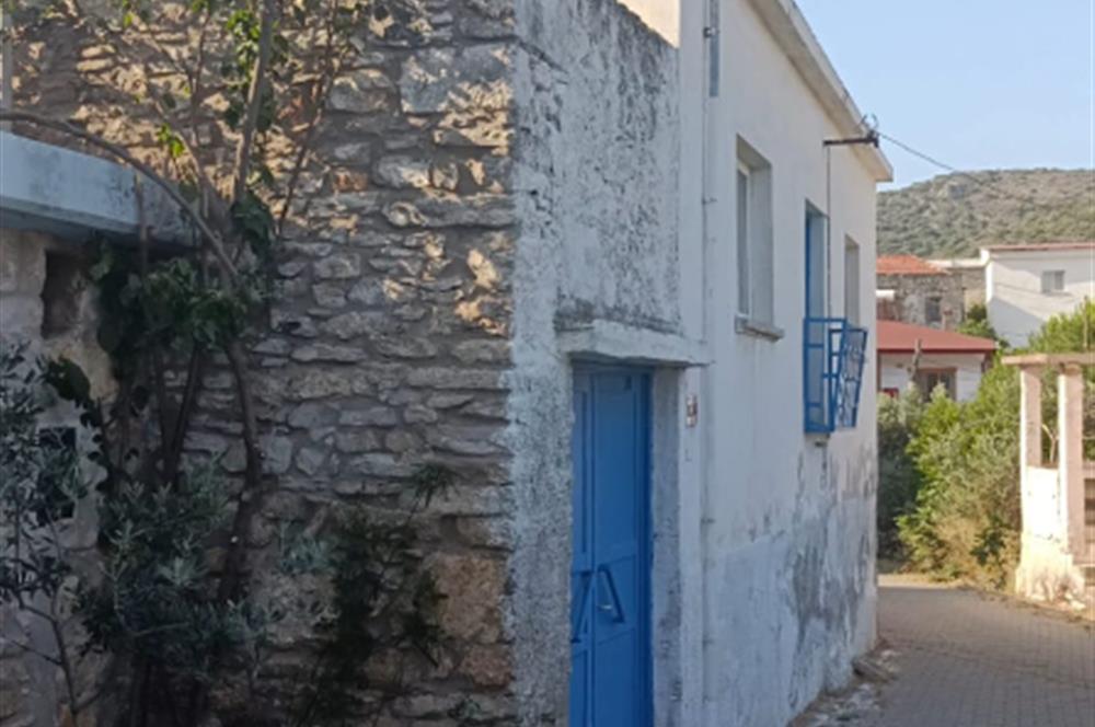 Datça Çeşmeköyde 310 m2 Arsa İçinde 2 adet Müstakil Ev