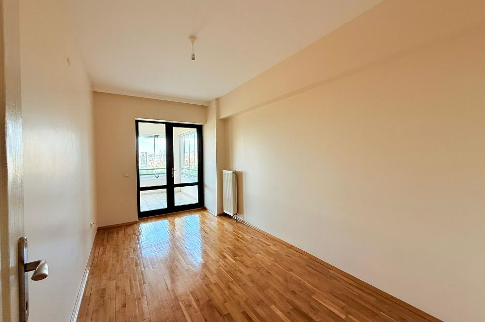 ÜMİTKÖY MUTLUKENT MAHALLESİ ELİT BLOK APT SATILIK 4+1 DAİRE