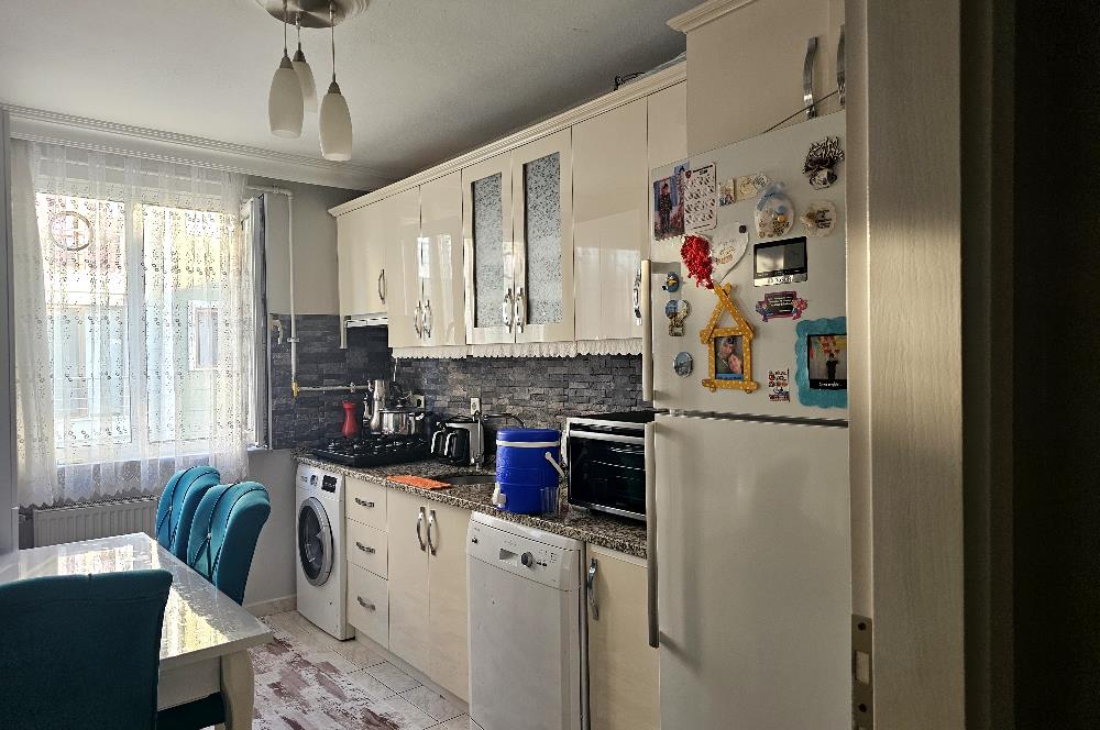 TUZLA ORTA MAHALLEDE SATILIK MERKEZİ KONUMDA DAİRE