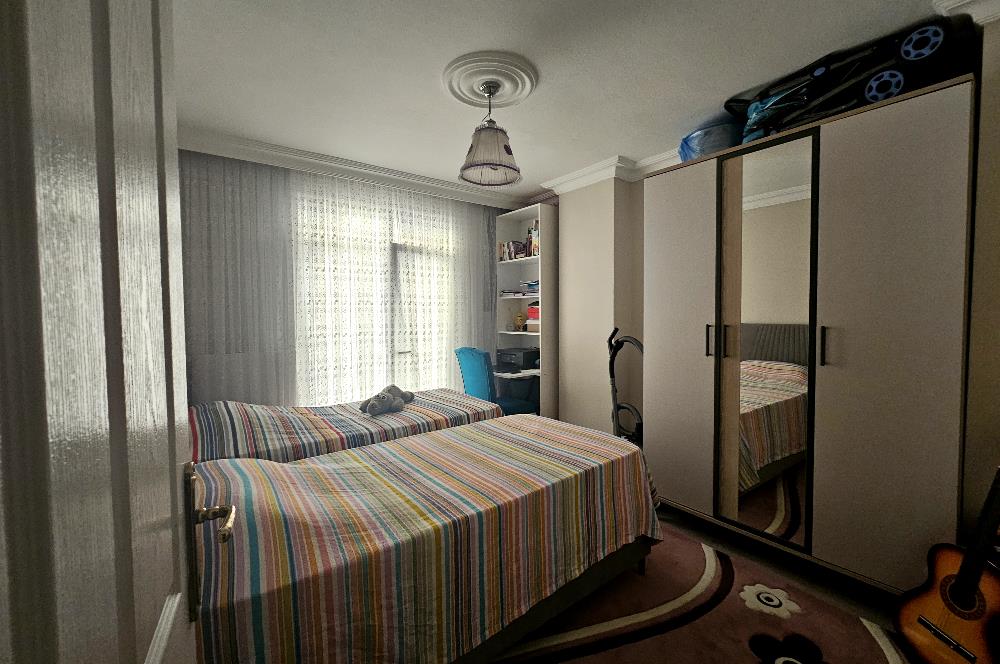 TUZLA ORTA MAHALLEDE SATILIK MERKEZİ KONUMDA DAİRE
