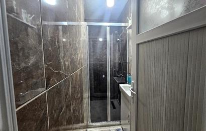 TUZLA ORTA MAHALLEDE SATILIK MERKEZİ KONUMDA DAİRE