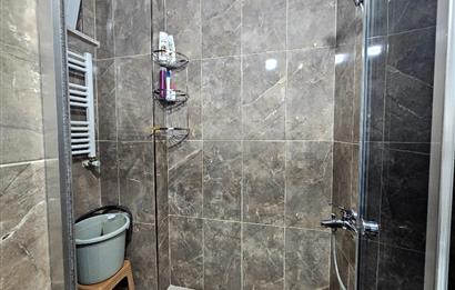TUZLA ORTA MAHALLEDE SATILIK MERKEZİ KONUMDA DAİRE