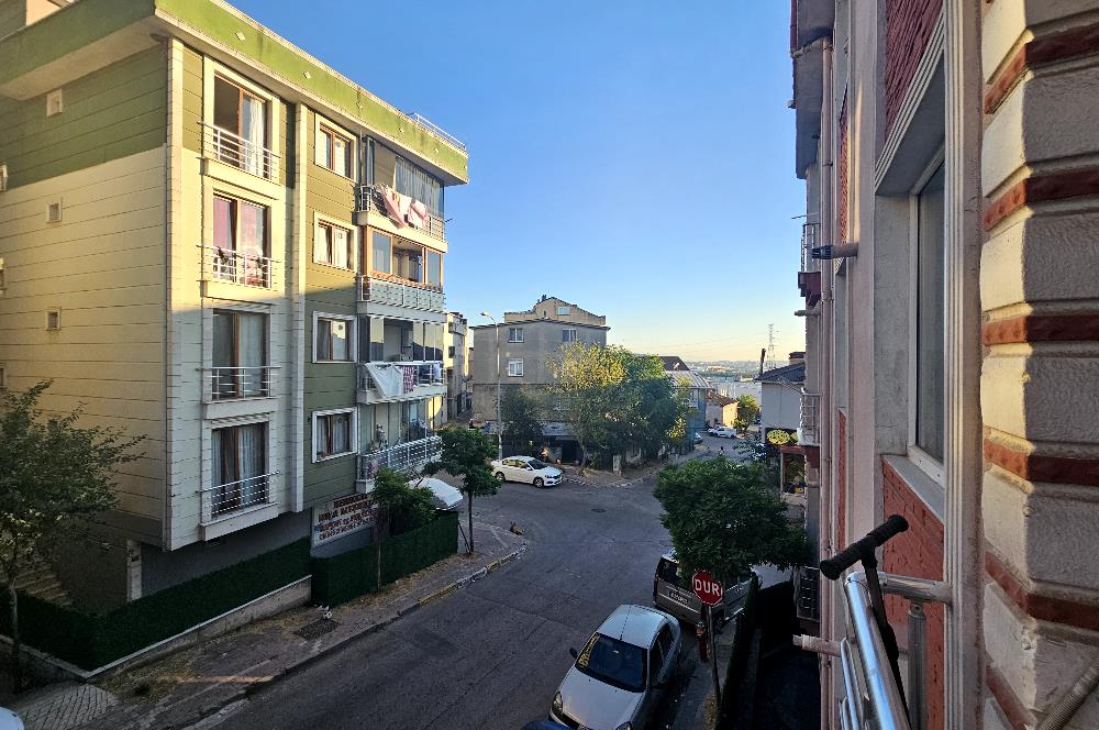 TUZLA ORTA MAHALLEDE SATILIK MERKEZİ KONUMDA DAİRE