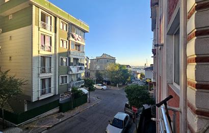 TUZLA ORTA MAHALLEDE SATILIK MERKEZİ KONUMDA DAİRE