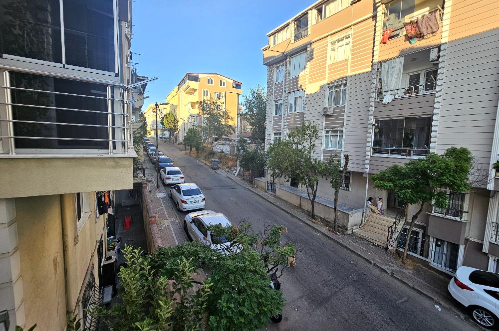 TUZLA ORTA MAHALLEDE SATILIK MERKEZİ KONUMDA DAİRE